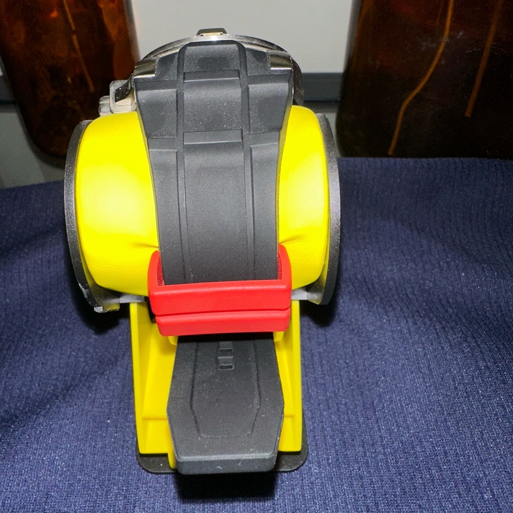 Invicta Excursion Sport - Picture 4 of 6